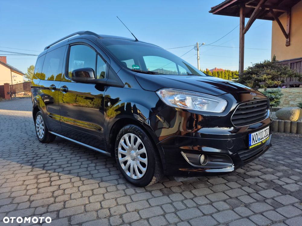 Ford Tourneo Courier 1.0 EcoBoost Ambiente - 17