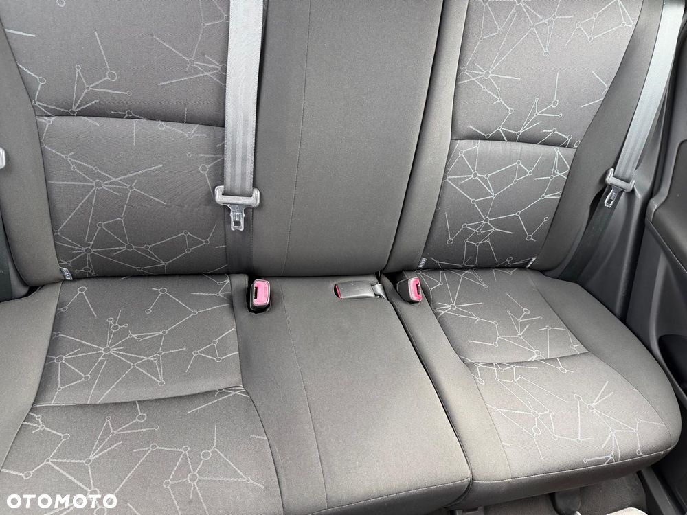 Toyota Auris 1.33 VVT-i Premium - 12