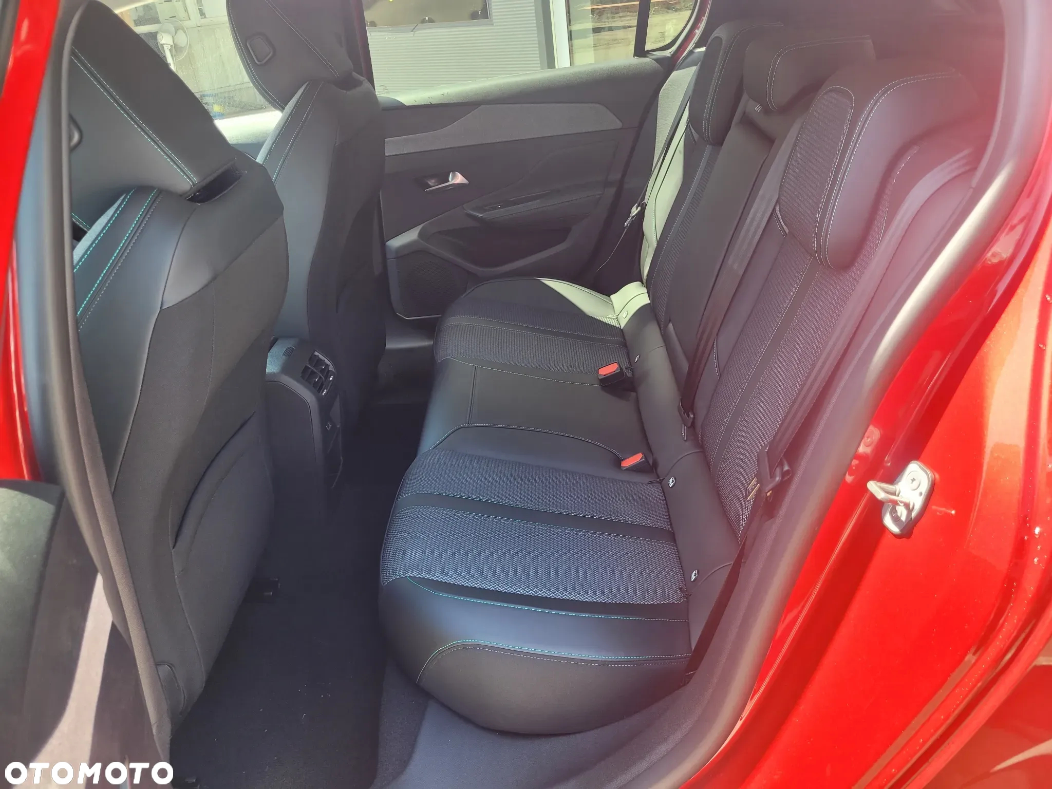Peugeot 308 1.2 PureTech Allure Pack S&S EAT8 - 5