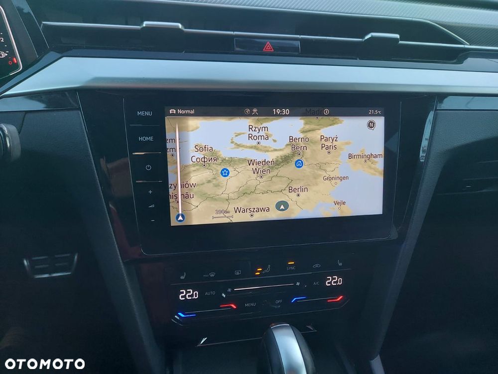 Volkswagen Arteon 2.0 TDI SCR DSG R-Line - 31