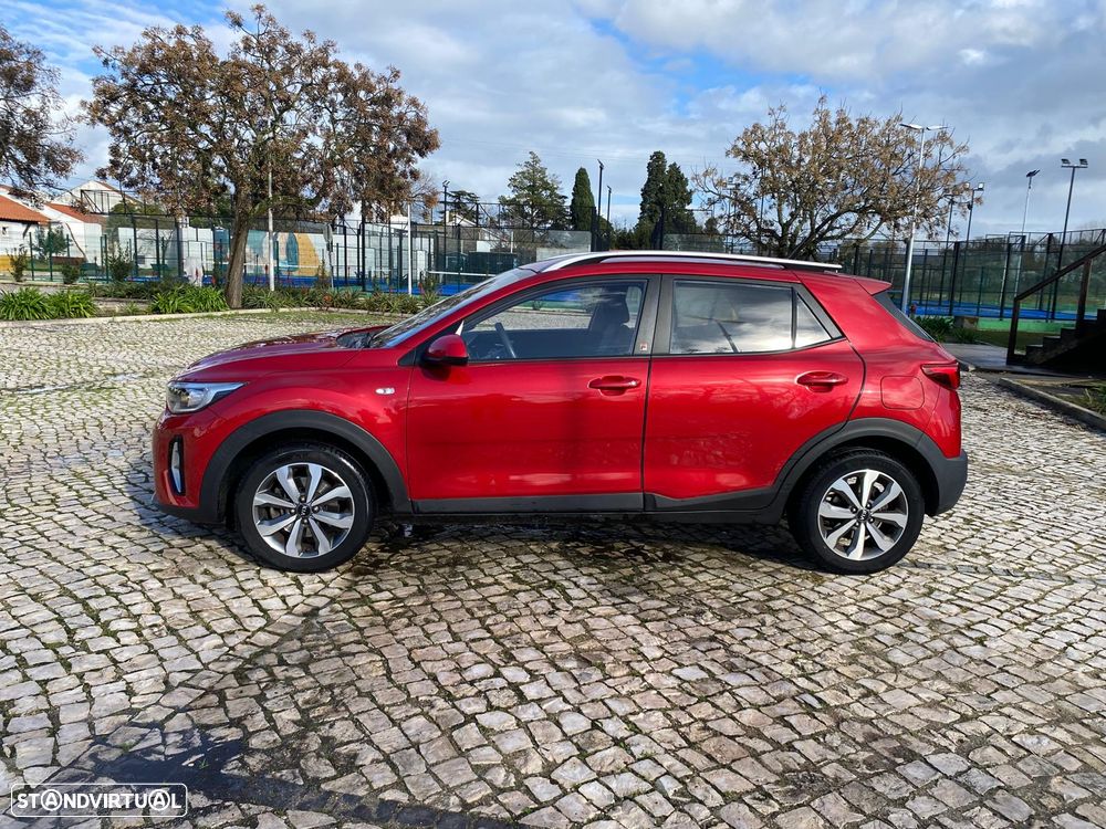 Kia Stonic 1.2 by FILA - 4