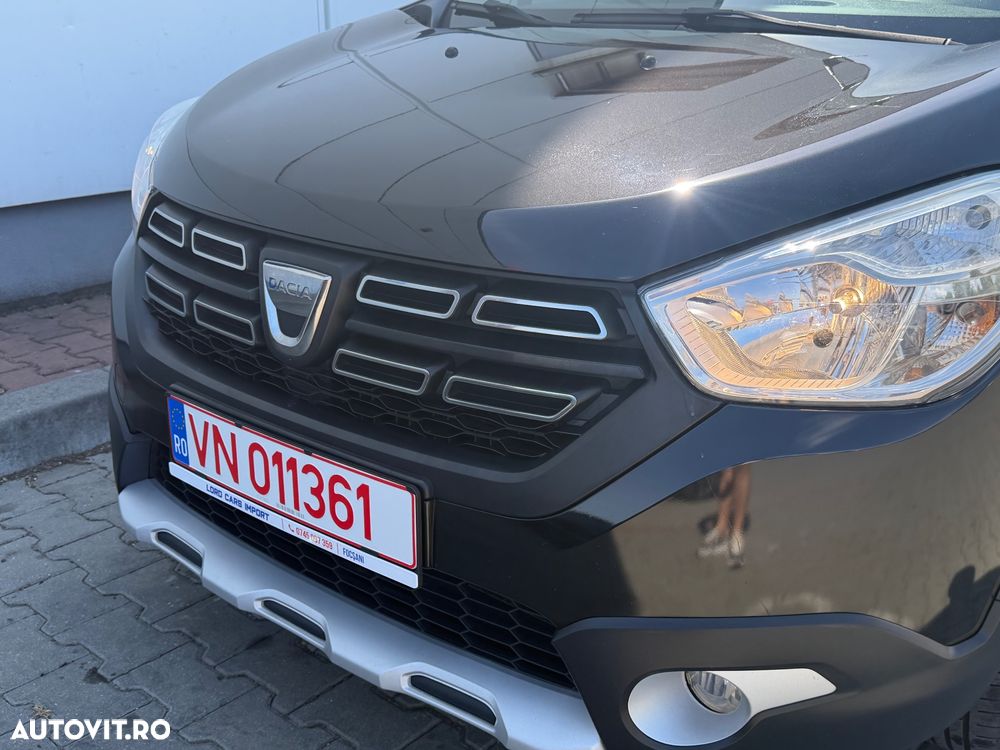 Dacia Lodgy 1.5 Blue dCi Stepway - 19