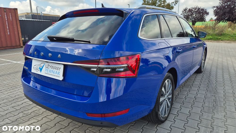 Skoda Superb 2.0 TDI SCR Style DSG - 5