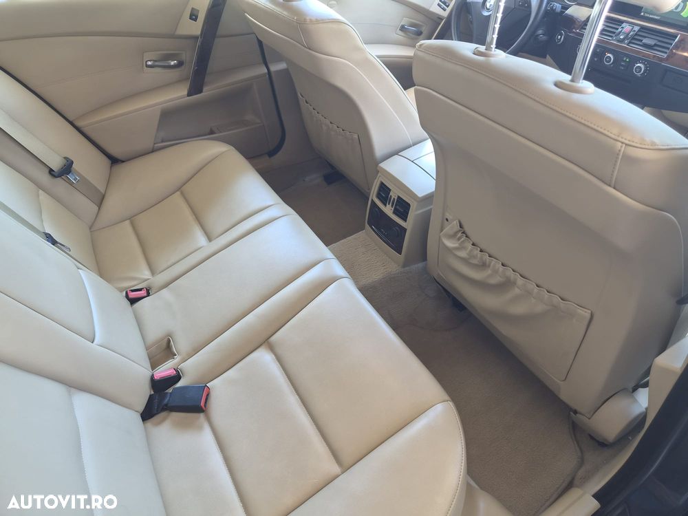 BMW Seria 5 520d - 9