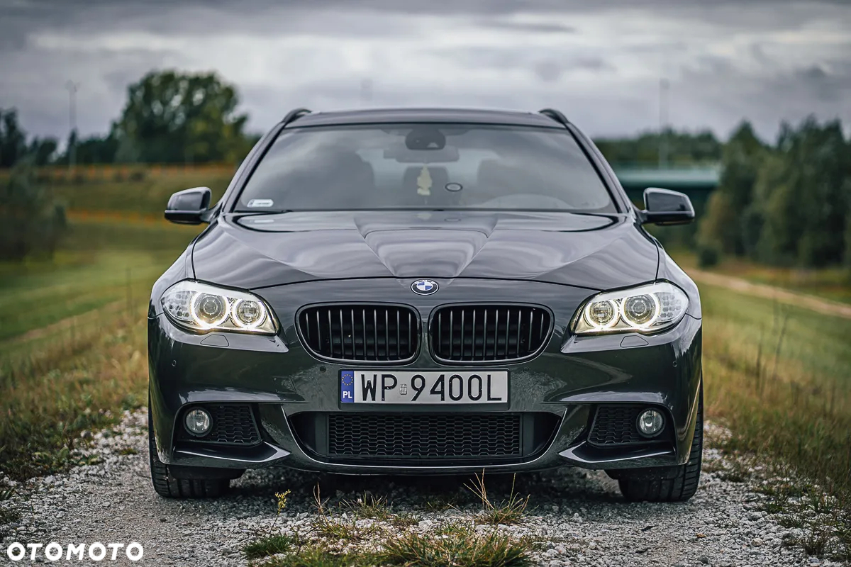 BMW Seria 5 525d Touring Sport-Aut - 2