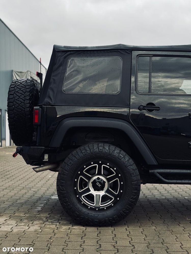 Jeep Wrangler - 7