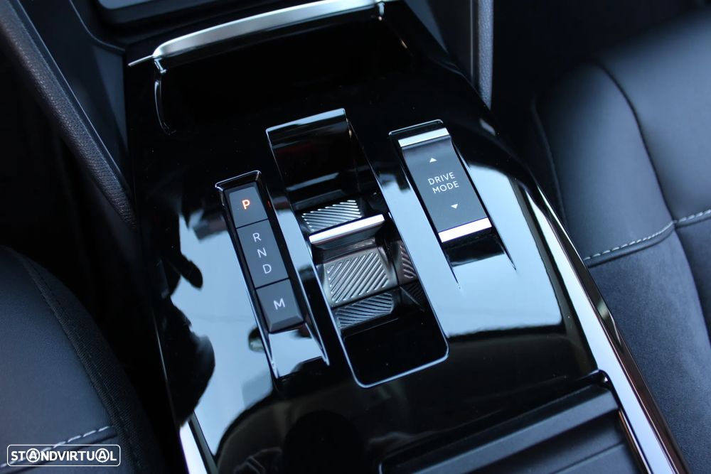 Citroën C4 X PureTech 130 Stop&Start EAT8 PLUS - 38