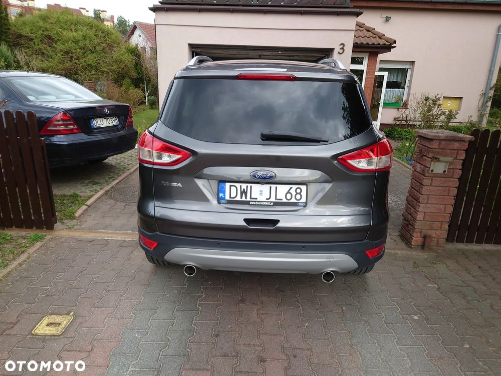 Ford Kuga 2.0 TDCi AWD Titanium - 3