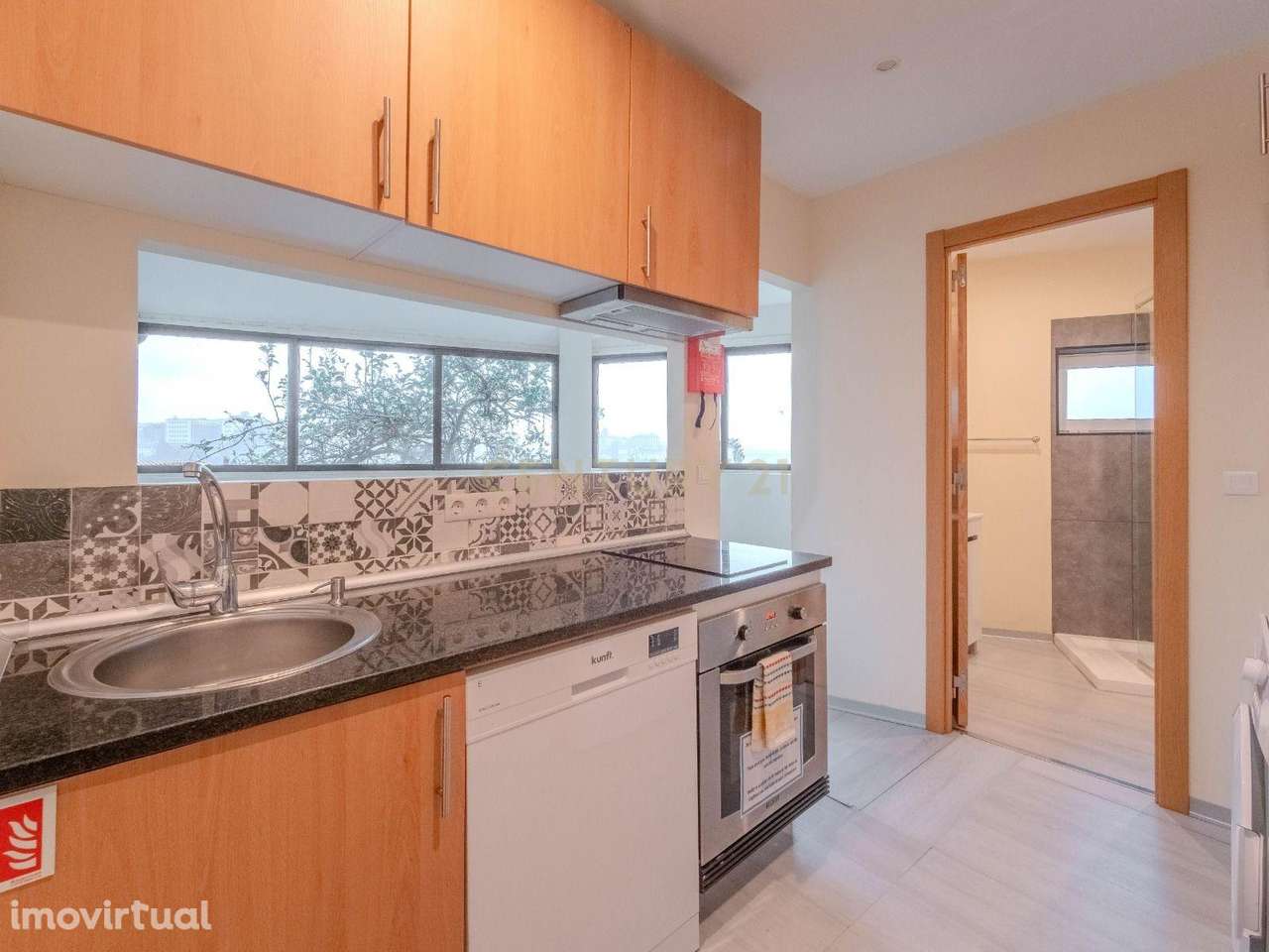 Moradia Renovada T2 na zona ribeirinha de Vila Nova de Gaia - Grande imagem: 3/15