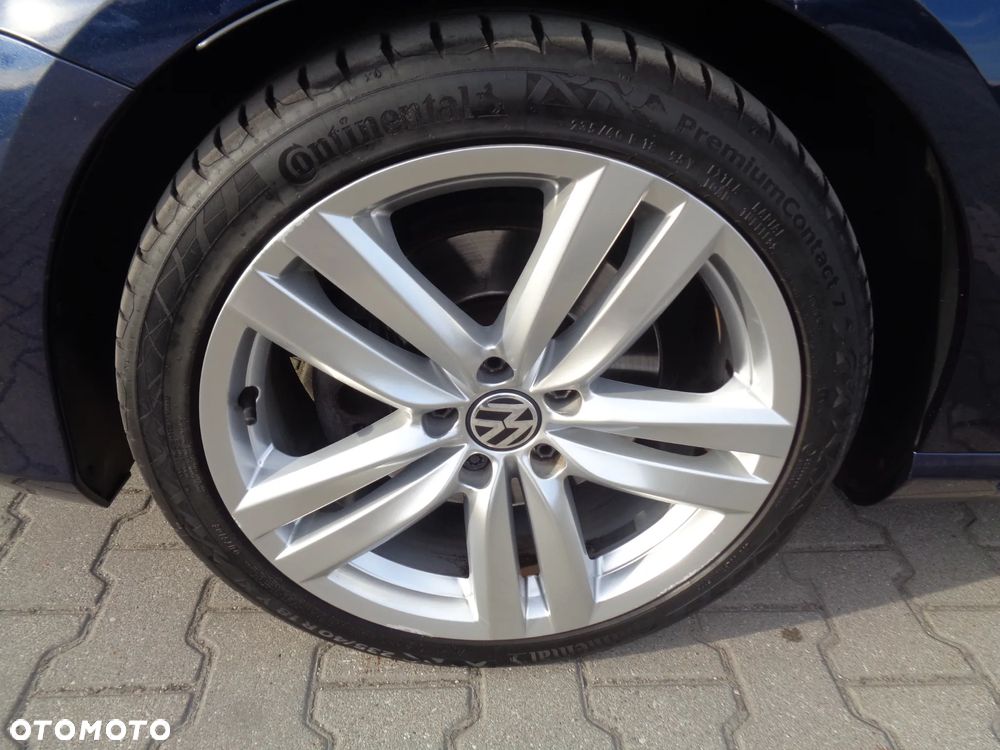 Volkswagen Passat 1.8 TSI Highline - 30