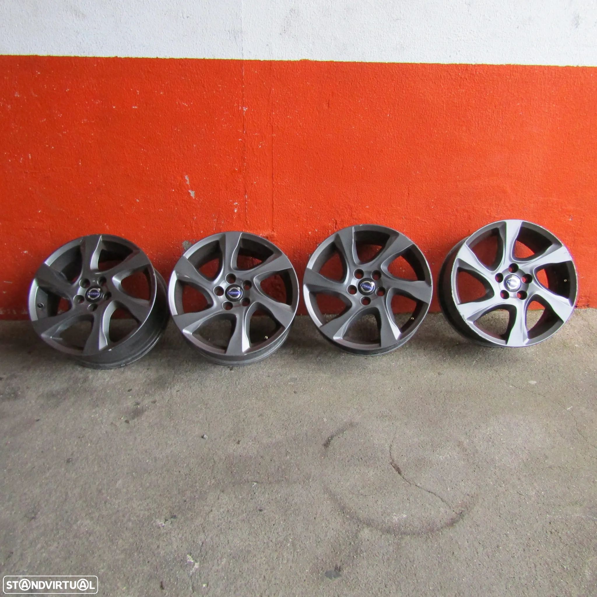 Jantes Volvo 17 com furaçao 5x108 - 1