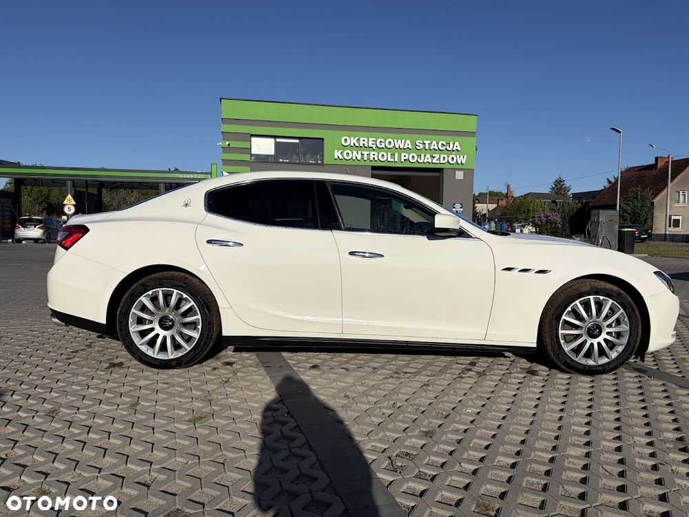 Maserati Ghibli Diesel - 15