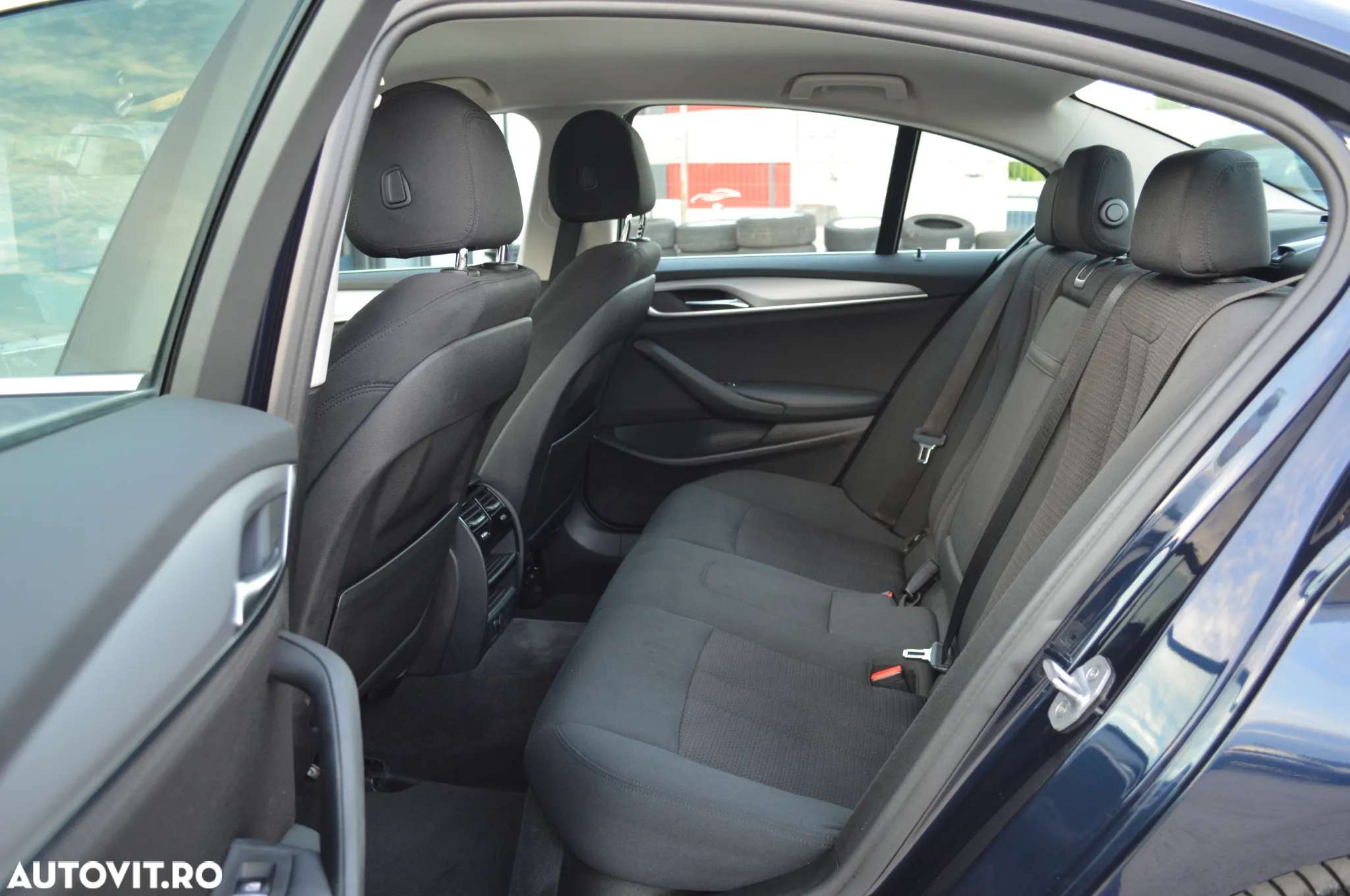 BMW Seria 5 520d xDrive Aut. - 6