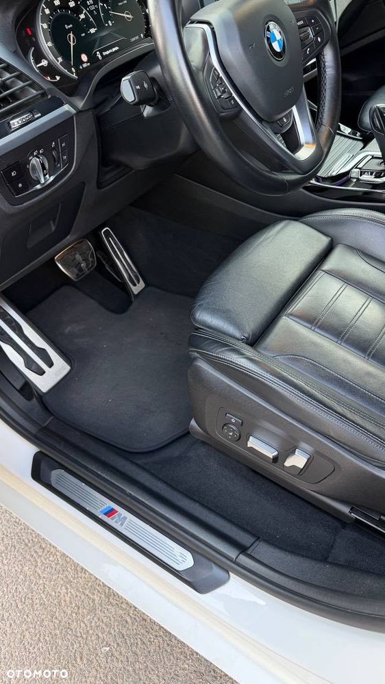BMW X3 xDrive30i - 23
