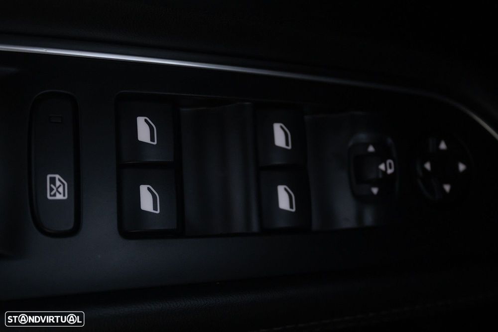 Peugeot 3008 1.6 BlueHDi Allure EAT6 - 19