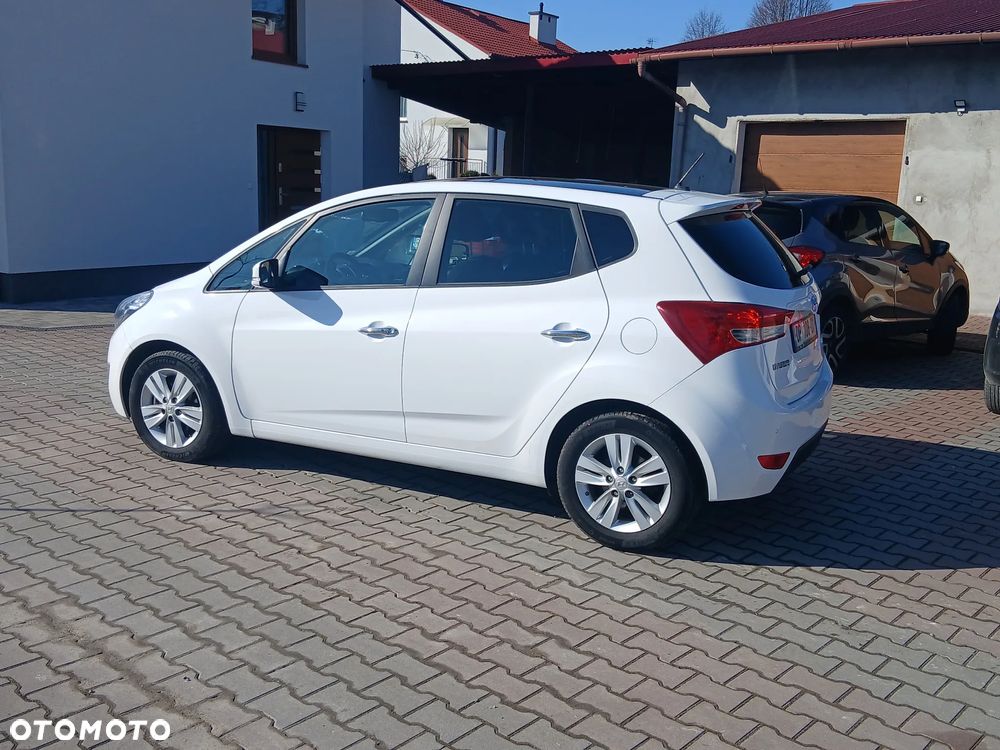 Hyundai ix20 1.6 CRDi blue YES Gold - 9