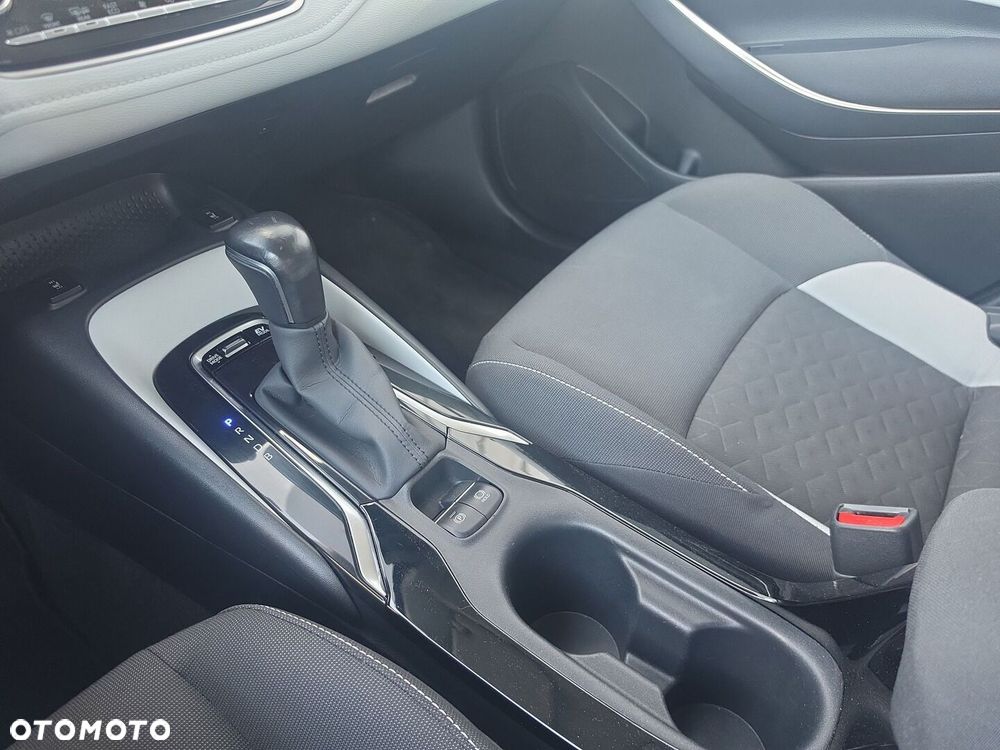 Toyota Corolla 1.8 Hybrid Comfort - 23