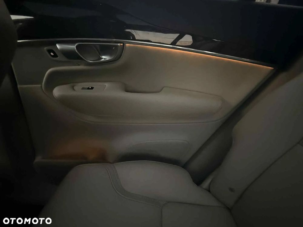 Volvo XC 90 T6 AWD Inscription 7os - 19