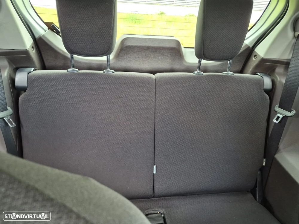 Toyota iQ 1.0 VVT-i Essential+AC - 10