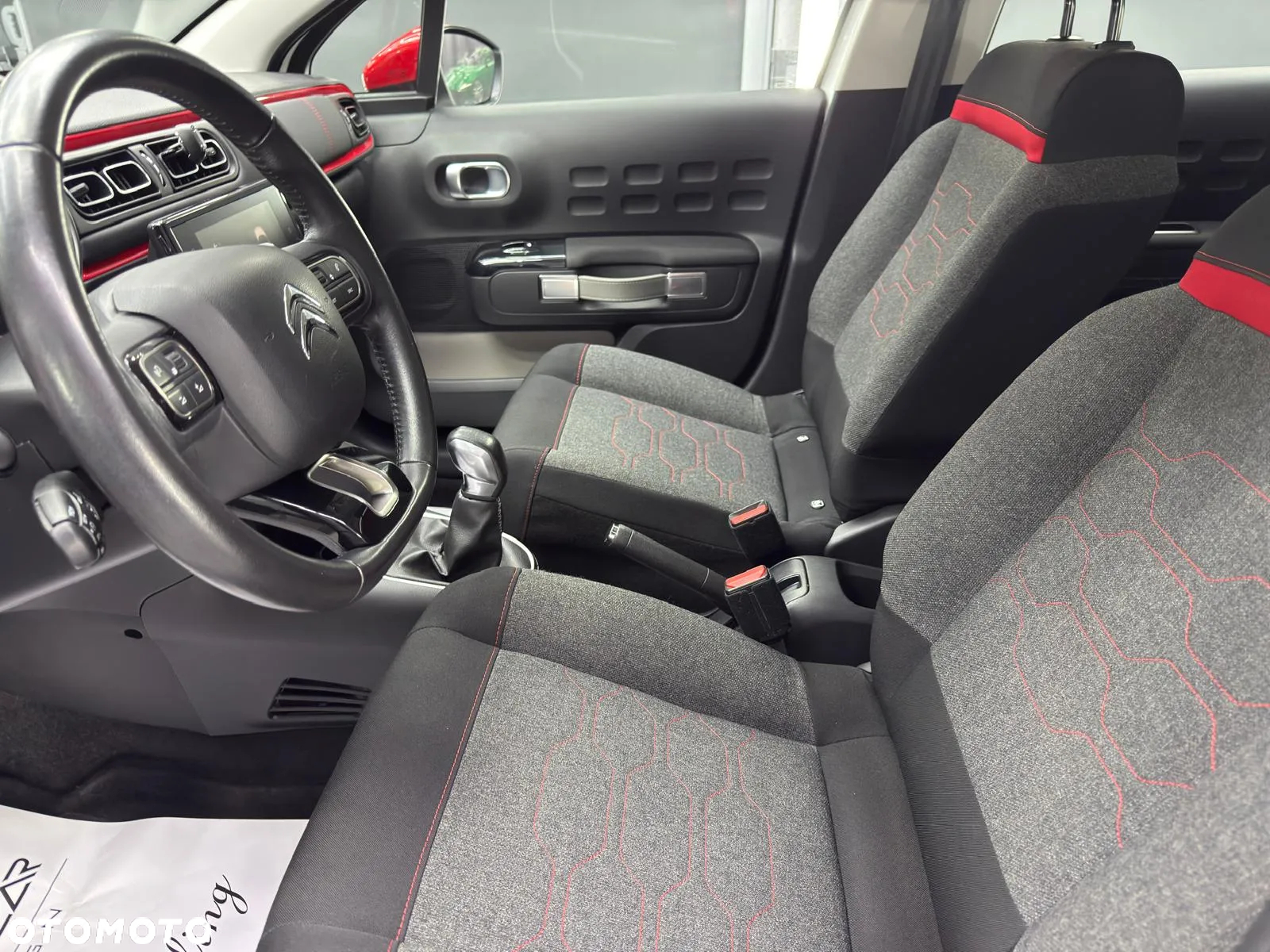 Citroën C3 1.2 PureTech Shine - 19
