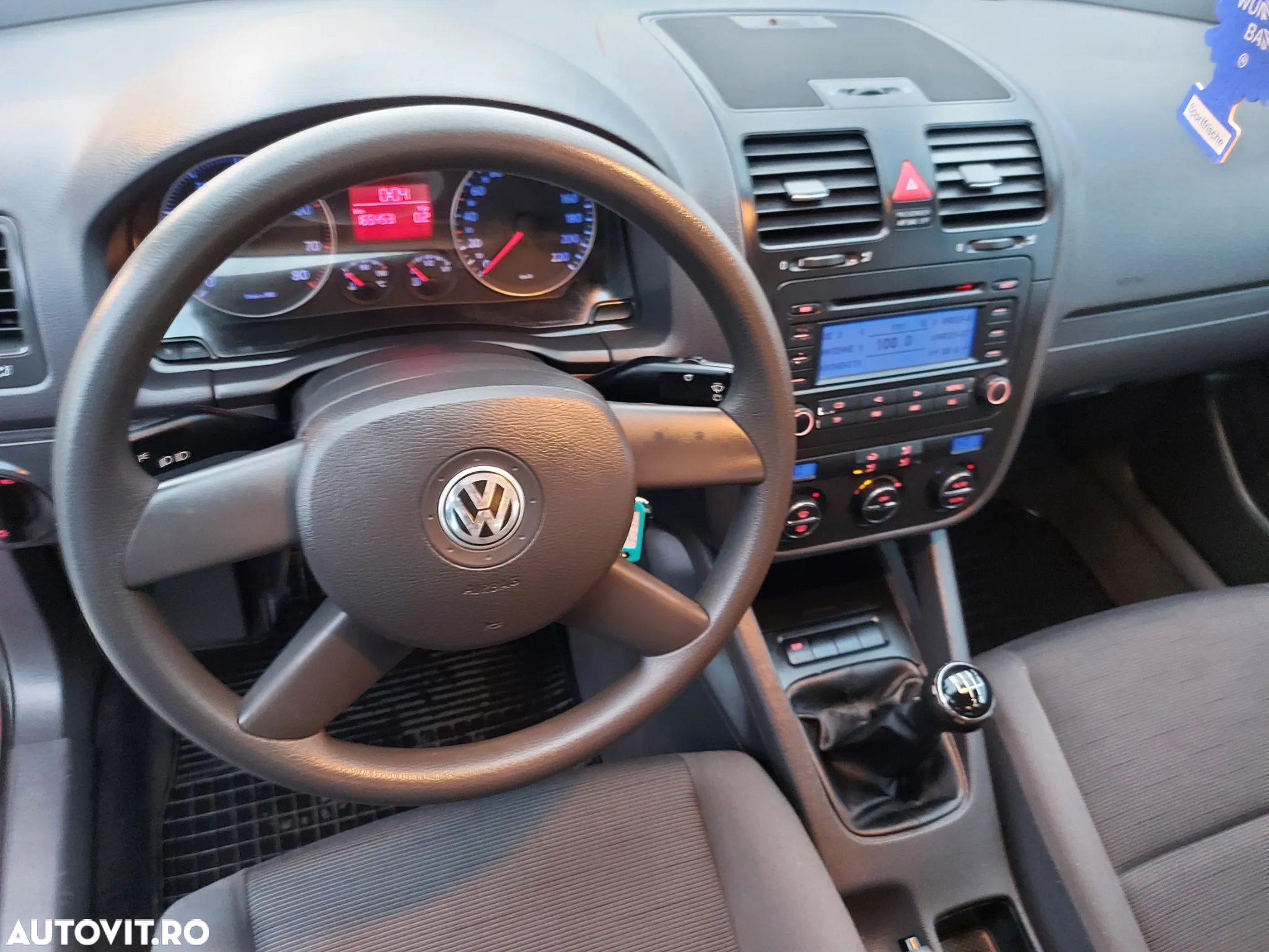 Volkswagen Golf - 13