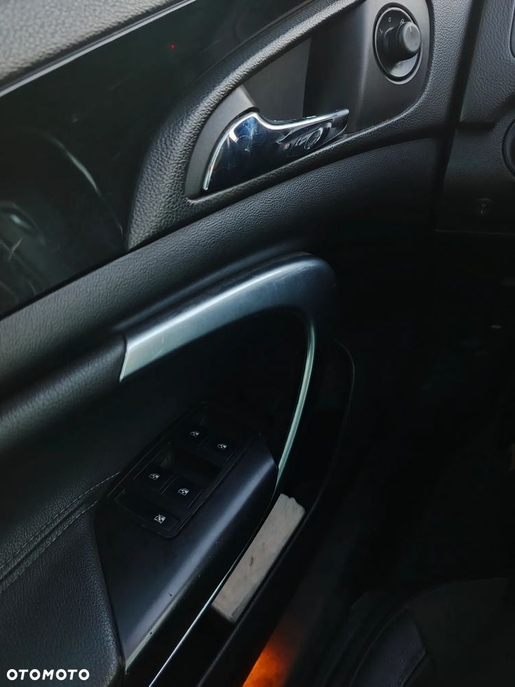 Opel Insignia 1.6 T Cosmo - 15