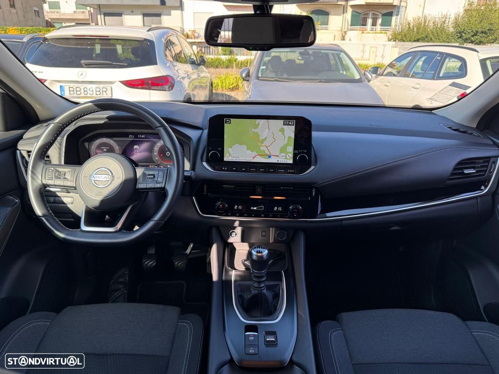 Nissan Qashqai 1.3 DIG-T N-Connecta J18 - 11