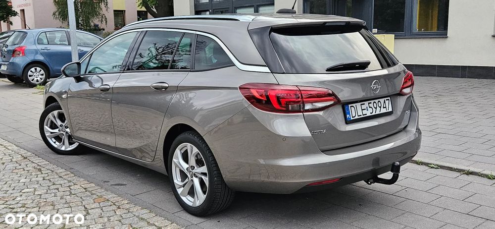 Opel Astra 1.6 D (CDTI) Start/Stop Dynamic - 27