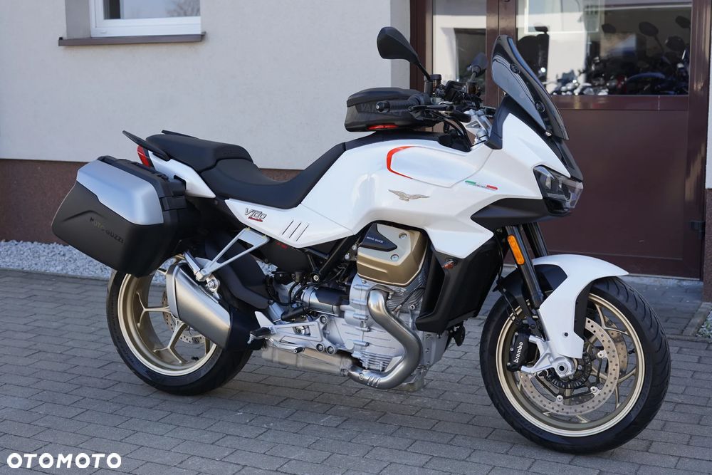 Moto Guzzi V100 Mandello