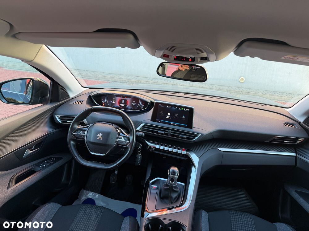 Peugeot 3008 BlueHDi 130 Stop & Start Allure Business-Paket - 31
