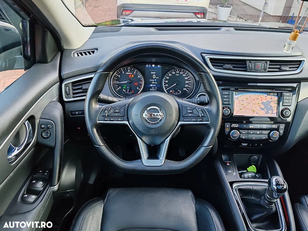 Nissan Qashqai - 13