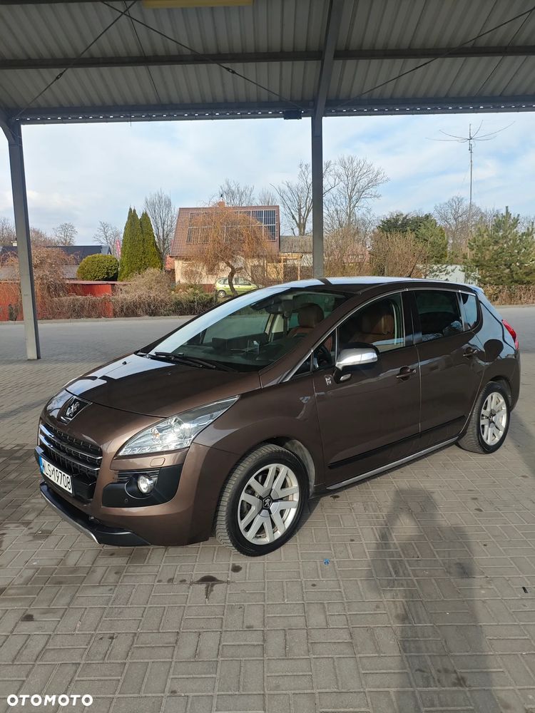 Peugeot 3008 Hybrid4 - 3