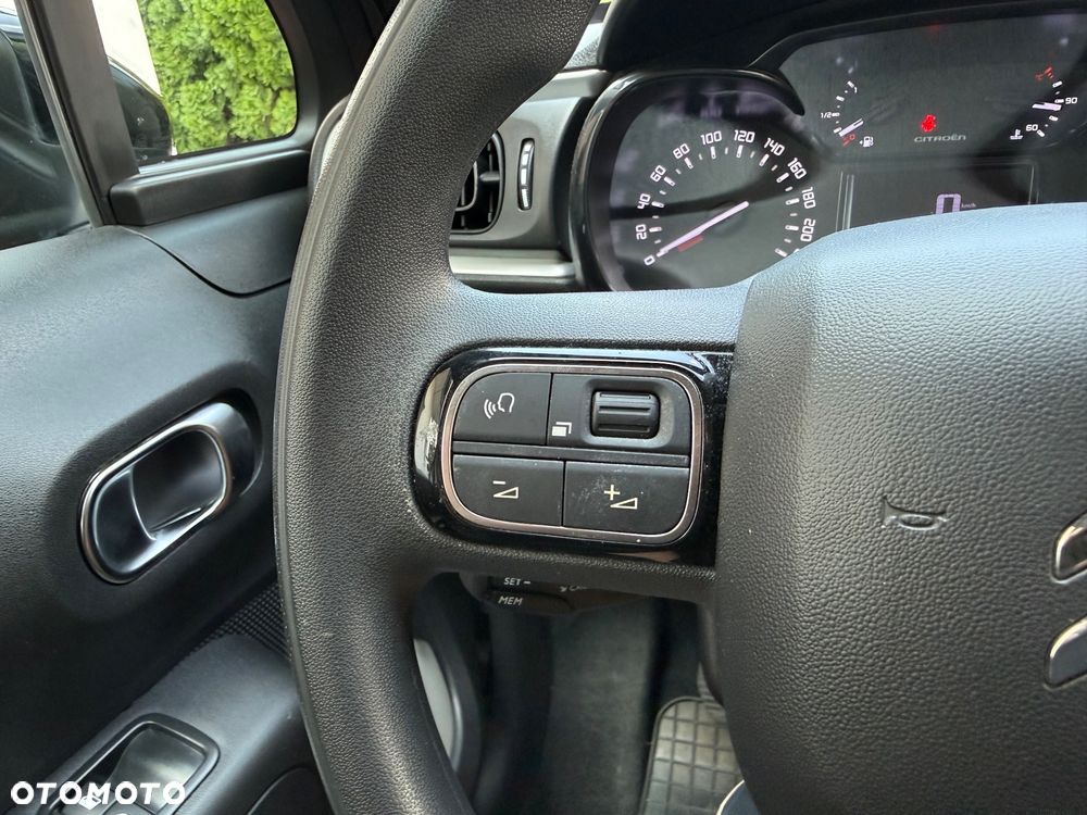Citroën C3 1.2 PureTech Shine - 17
