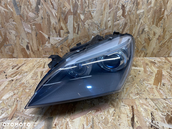 Przednia lewa lampa BMW f12 f13 skrętna