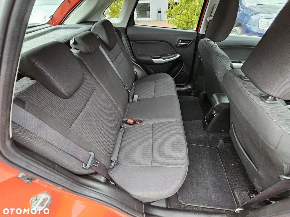 Suzuki Baleno 1.2 Premium - 32
