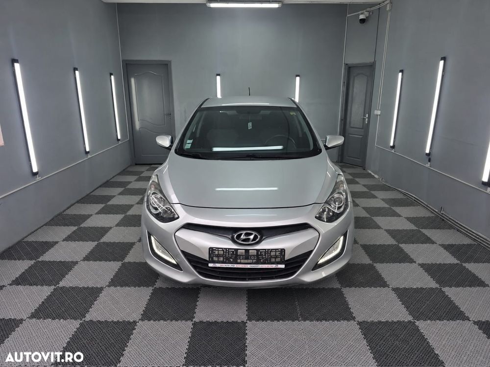 Hyundai i30 1.4 CRDi Comfort - 2