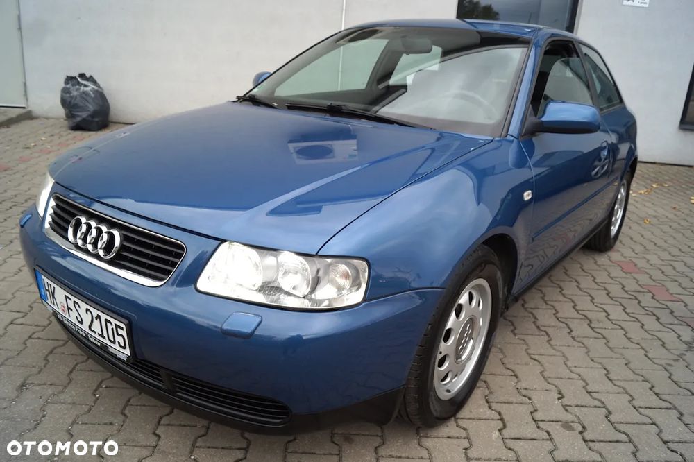 Audi A3 3-drzwiowe 1.6 Ambition - 11
