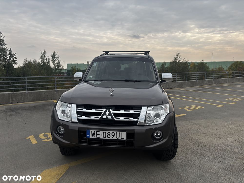 Mitsubishi Pajero - 3