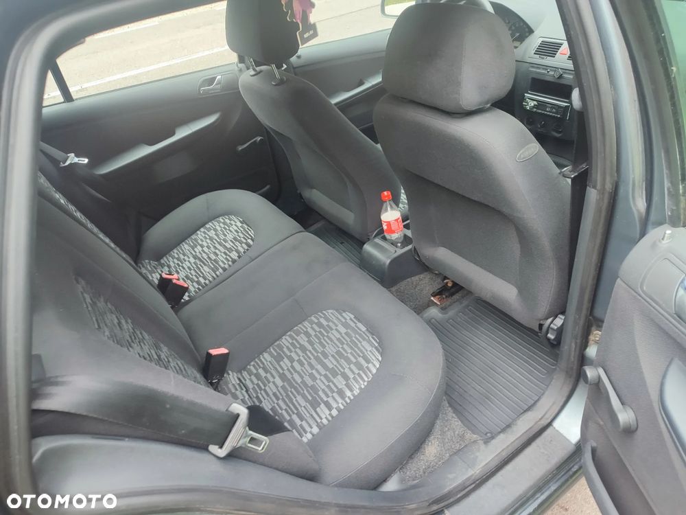 Skoda Fabia 1.2 12V Active - 14