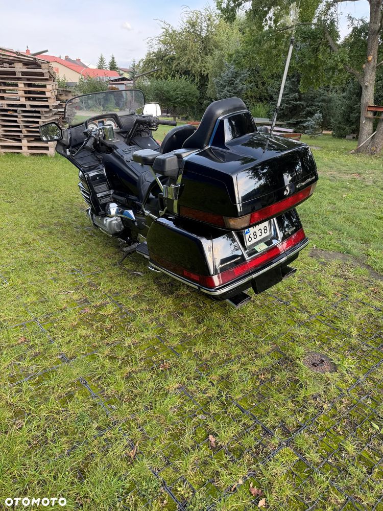 Honda GL - 4