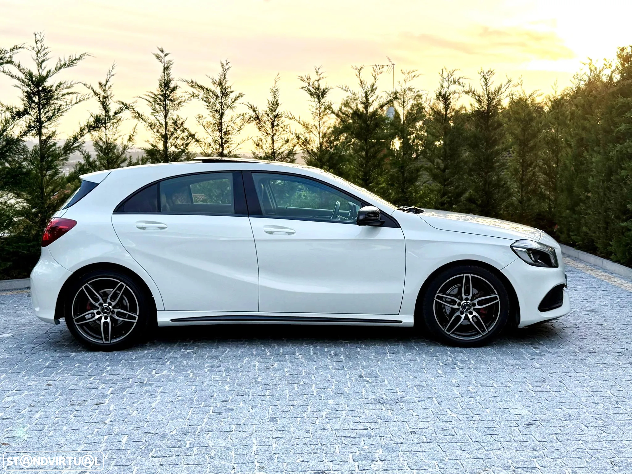 Mercedes-Benz A 180 d 7G-DCT AMG Line - 5