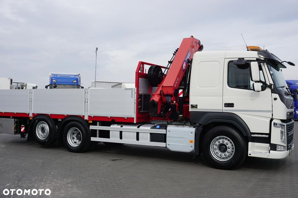 Volvo FM / 500 / 6 X 2 / SKRZYNIOWY + HDS / HMF 3220 K7 / WYS. 18,9 M / OŚ SKRĘTNA - 18