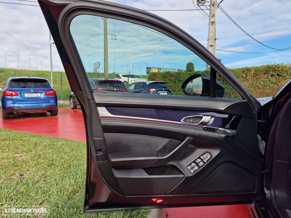 Porsche Panamera Platinum Edition - 7