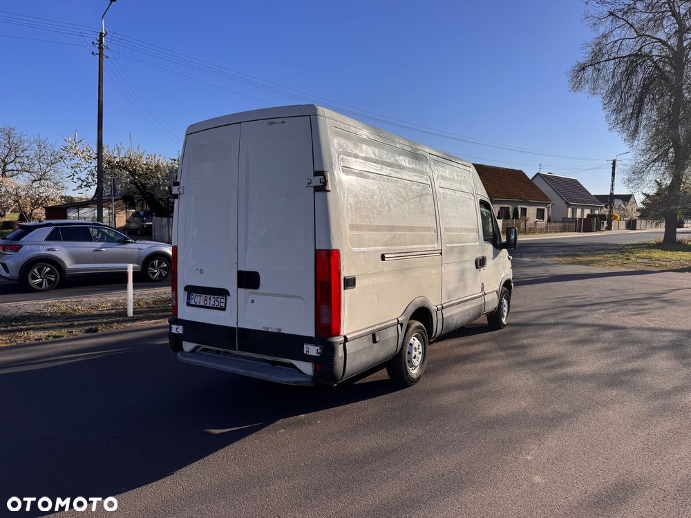 Iveco Daily 35S12 Średni - 6