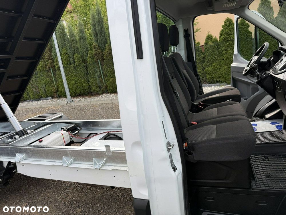 Ford Transit - 15