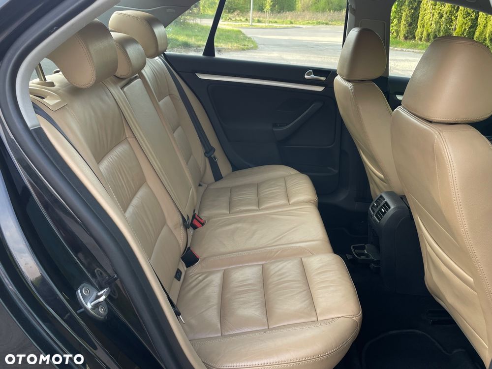 Volkswagen Jetta 1.4 TSI Highline Optimum - 13