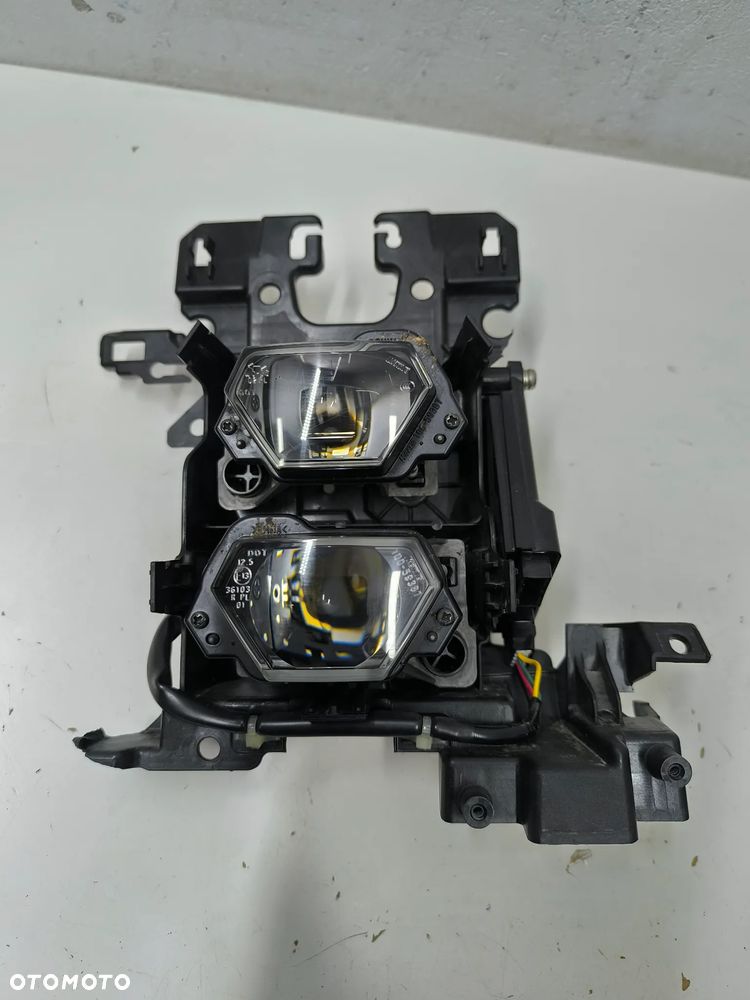 Lampa Przód Reflektor Suzuki DL 800 Uszkodzenia widoczne na zdjęciach - 1