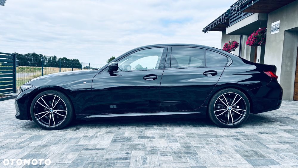 BMW Seria 3 320d xDrive mHEV M Sport - 9