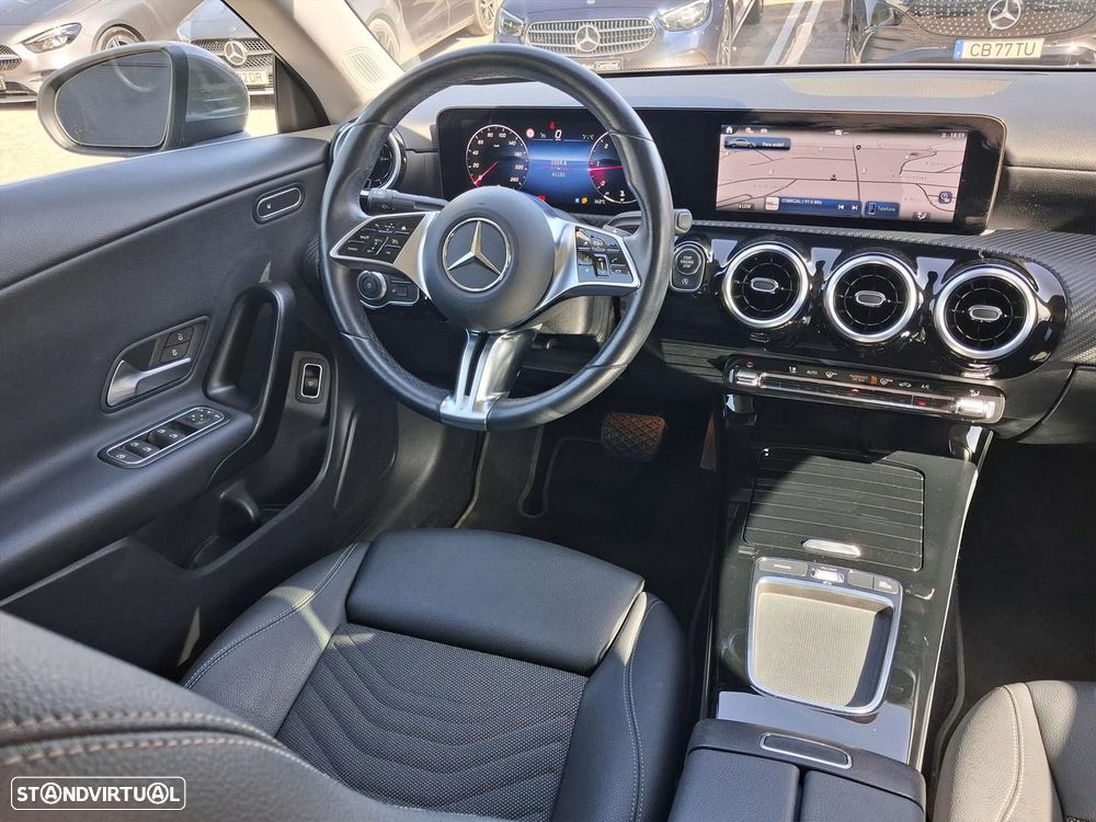 Mercedes-Benz CLA 180 d Style Plus Aut. - 17