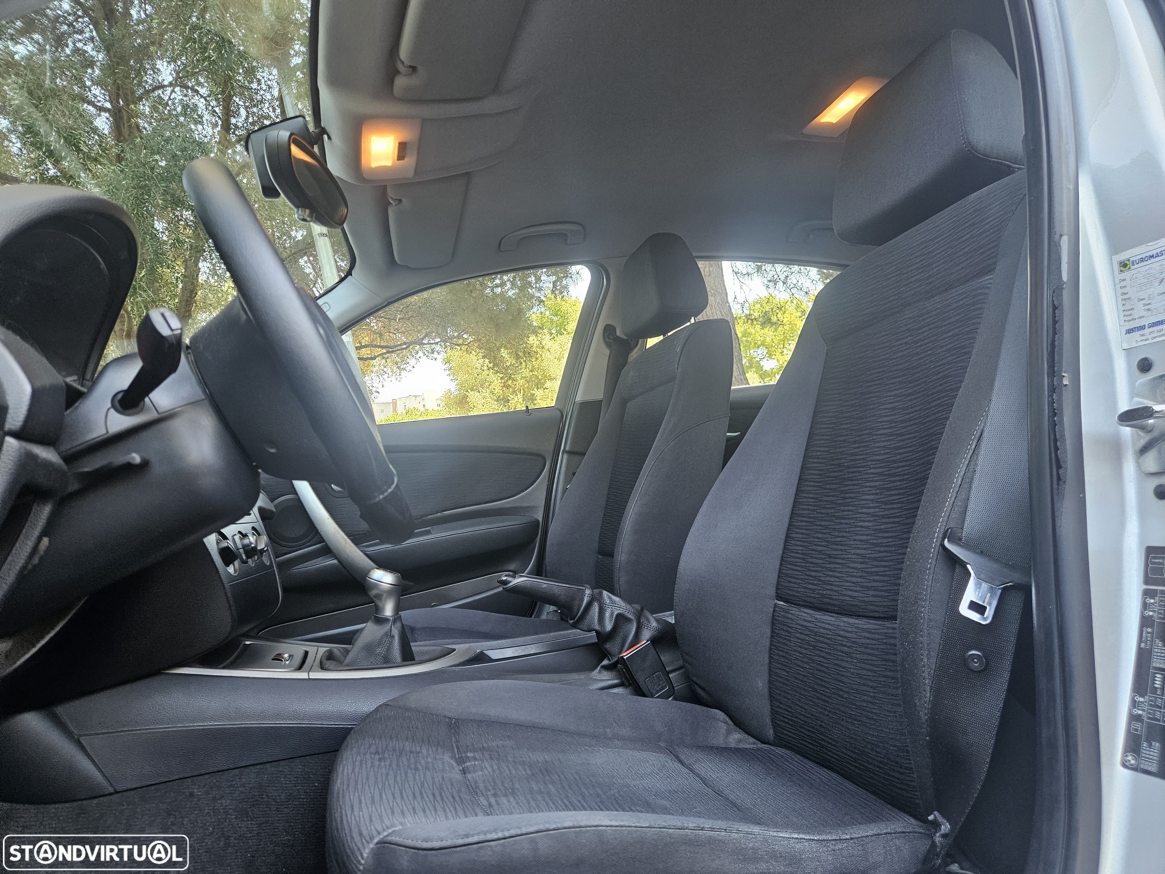 BMW 116 i Confort - 17